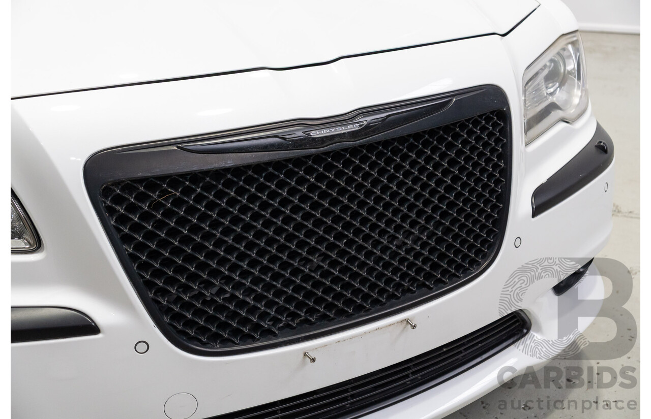 04/2013 Chrysler 300 C MY12 4d Sedan White 3.0L V6
