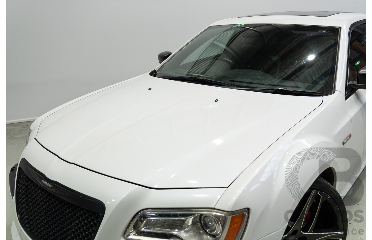 04/2013 Chrysler 300 C MY12 4d Sedan White 3.0L V6
