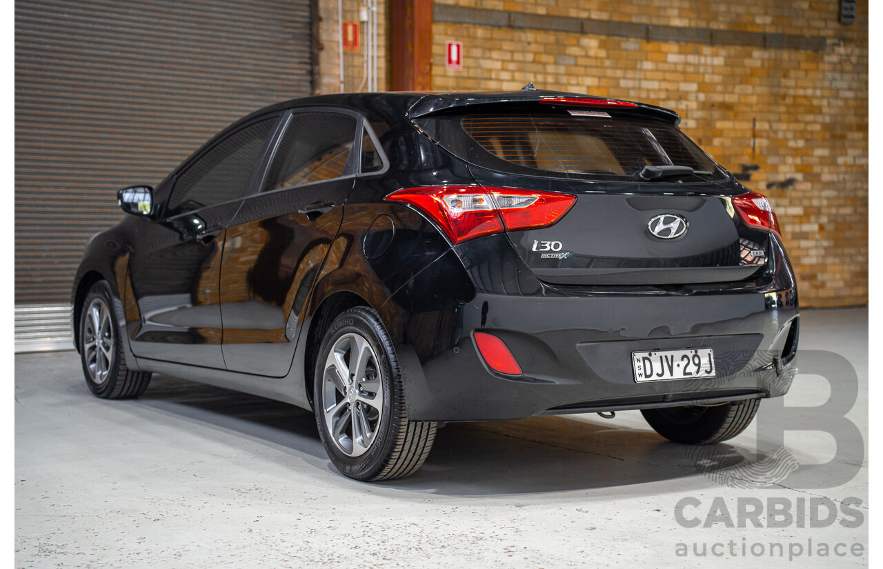 4/2016 Hyundai i30 Active X GD4 Series 2 5d Hatchback Black Turbo Diesel 1.6L