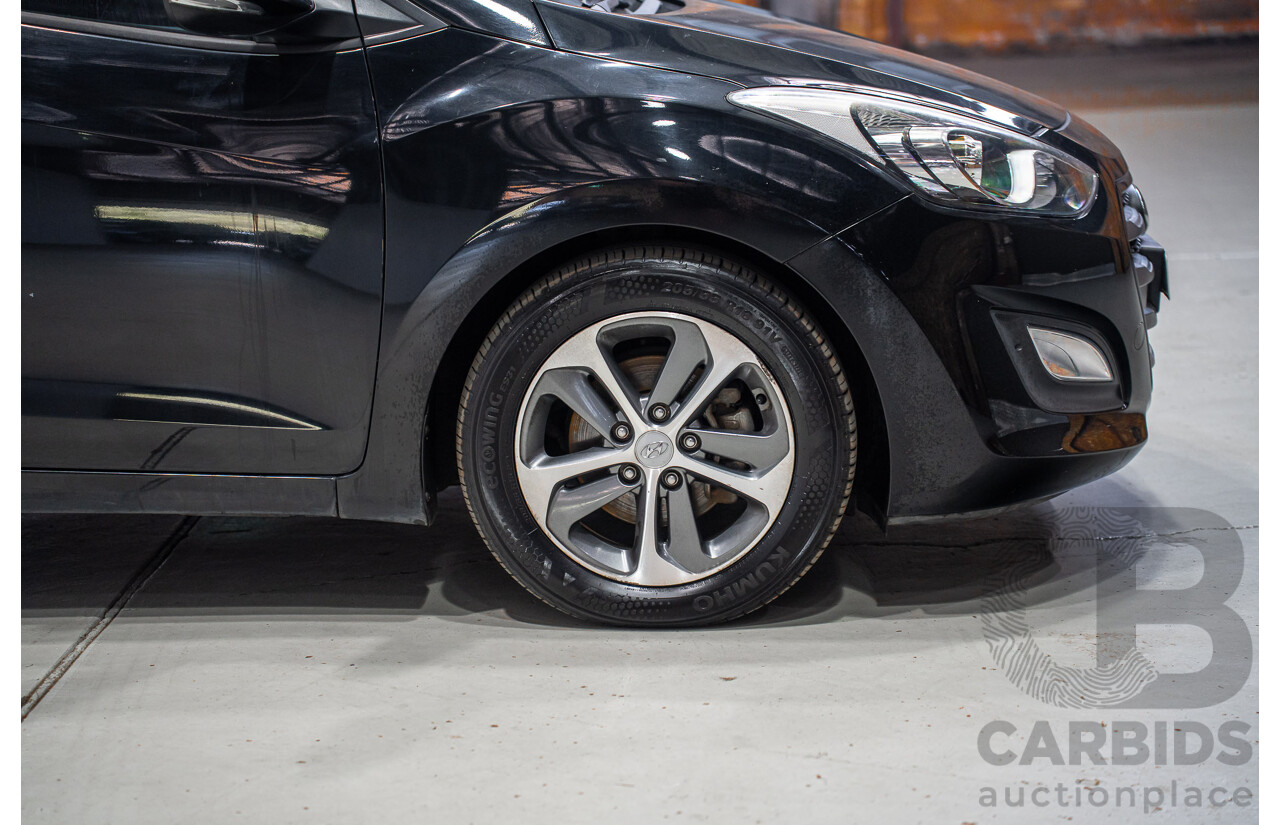 4/2016 Hyundai i30 Active X GD4 Series 2 5d Hatchback Black Turbo Diesel 1.6L