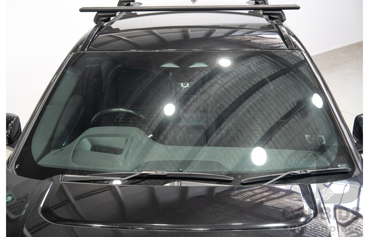 07/2021 Land Rover Discovery Sport P200 R-Dynamic S (AWD) L550 MY21 4d Wagon Santorini Black Metallic Turbo 2.0L