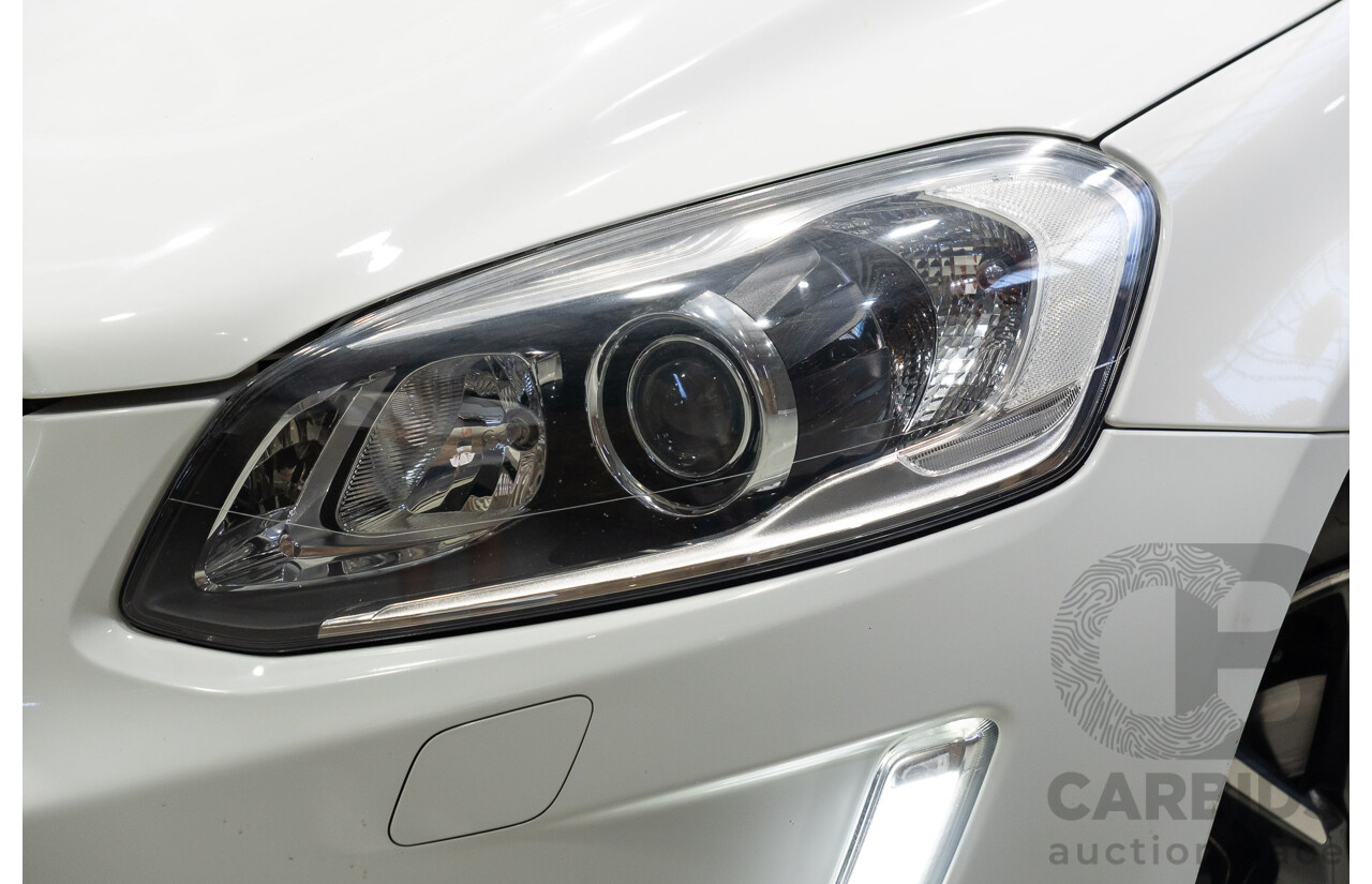 05/2017 Volvo XC60 T5 Luxury (AWD) DZ MY17 4d Wagon Crystal White Metallic Turbo 2.0L