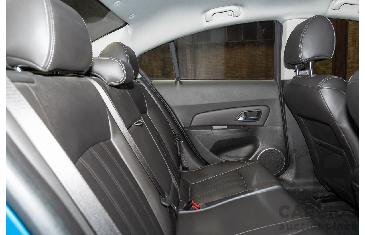 06/2013 Holden Cruze SRi V JH MY14 4d Sedan Blue 1.6L