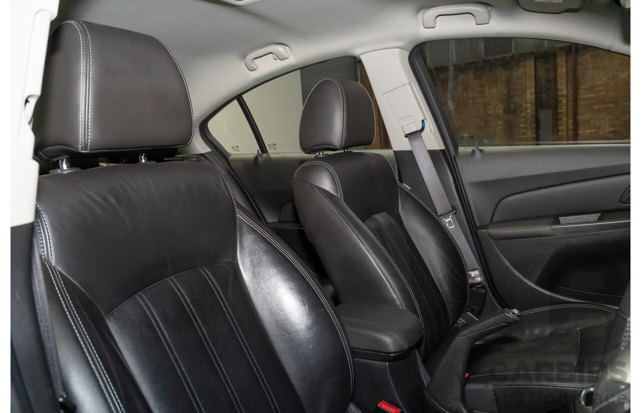 06/2013 Holden Cruze SRi V JH MY14 4d Sedan Blue 1.6L