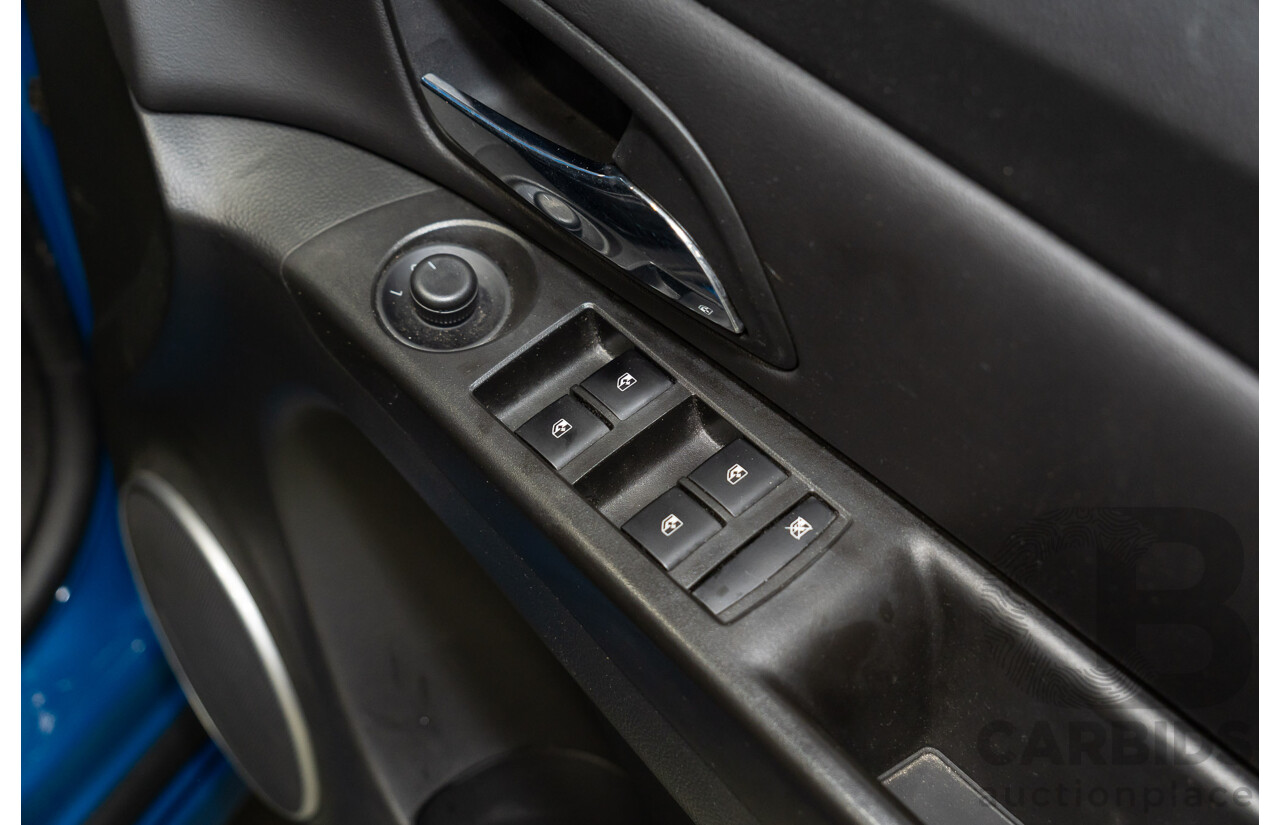 06/2013 Holden Cruze SRi V JH MY14 4d Sedan Blue 1.6L