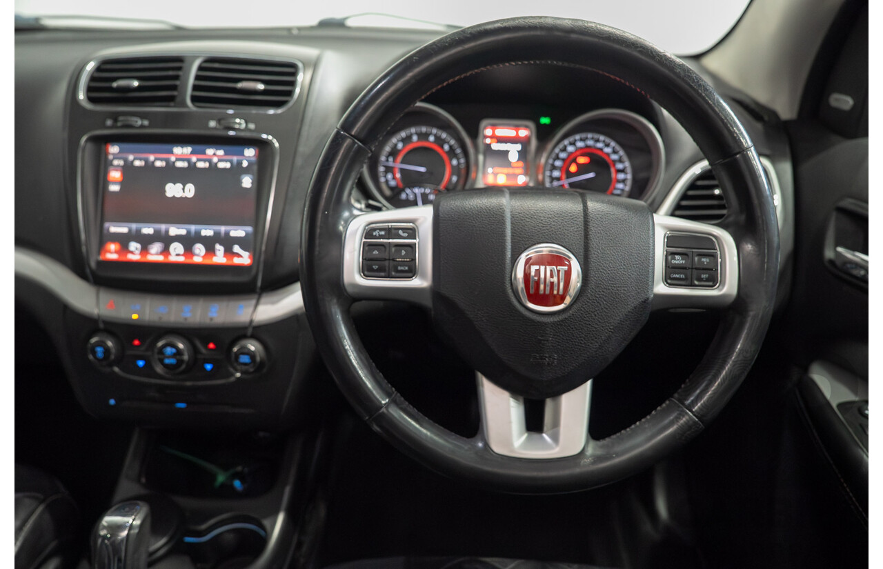 08/2014 Fiat Freemont Lounge JF 4d Wagon Black 2.4L