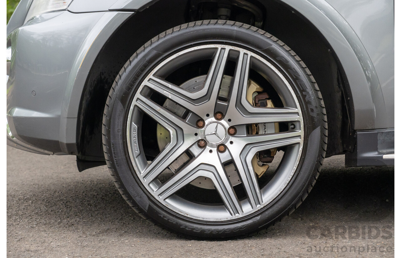 12/2009 Mercedes-Benz ML 63 AMG (4x4) W164 08 Upgrade 4d Wagon Palladium Silver Metallic V8 6.2L