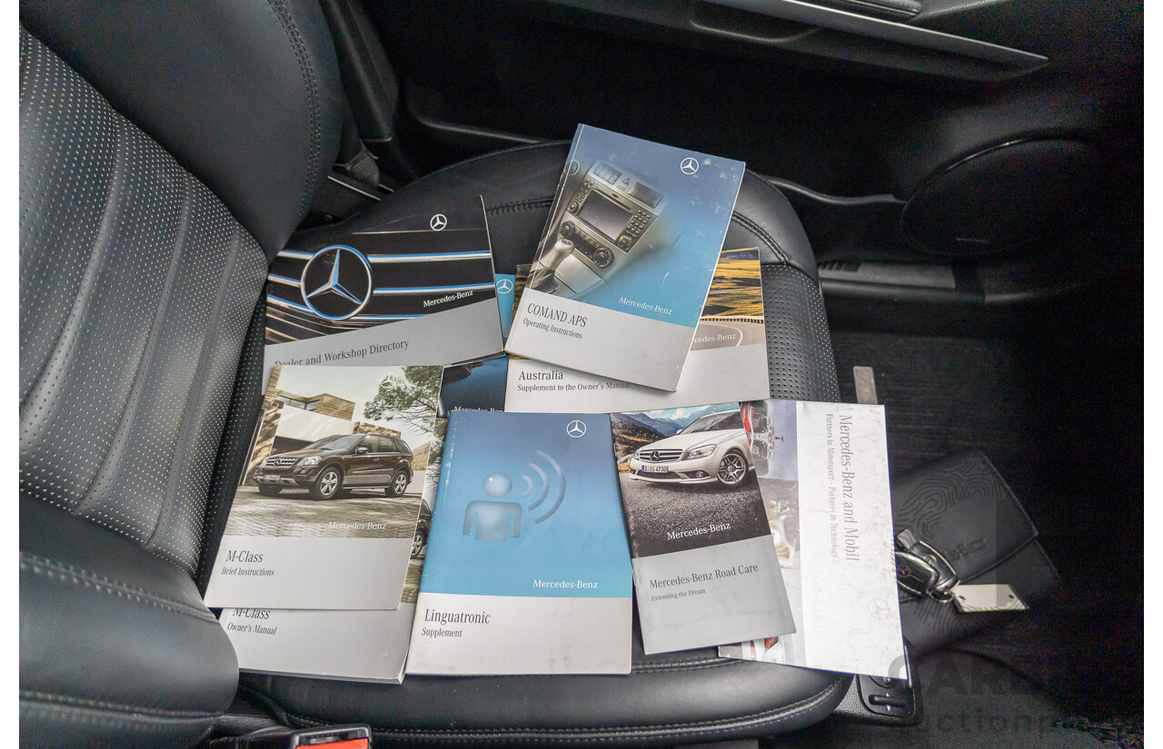 12/2009 Mercedes-Benz ML 63 AMG (4x4) W164 08 Upgrade 4d Wagon Palladium Silver Metallic V8 6.2L