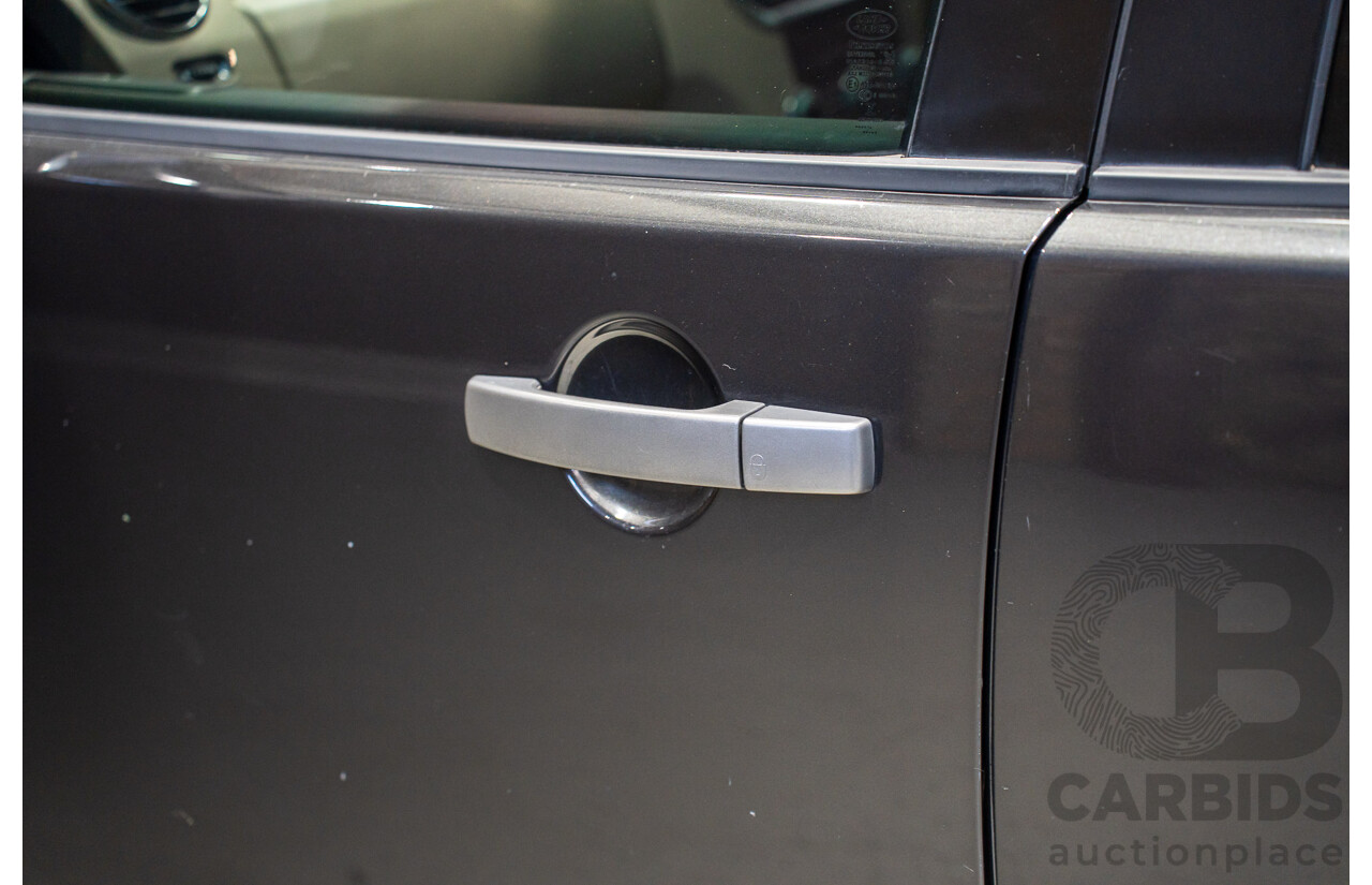 06/2014 Land Rover Discovery 3.0 TDV6 (4x4) MY14 4d Wagon Grey 3.0L