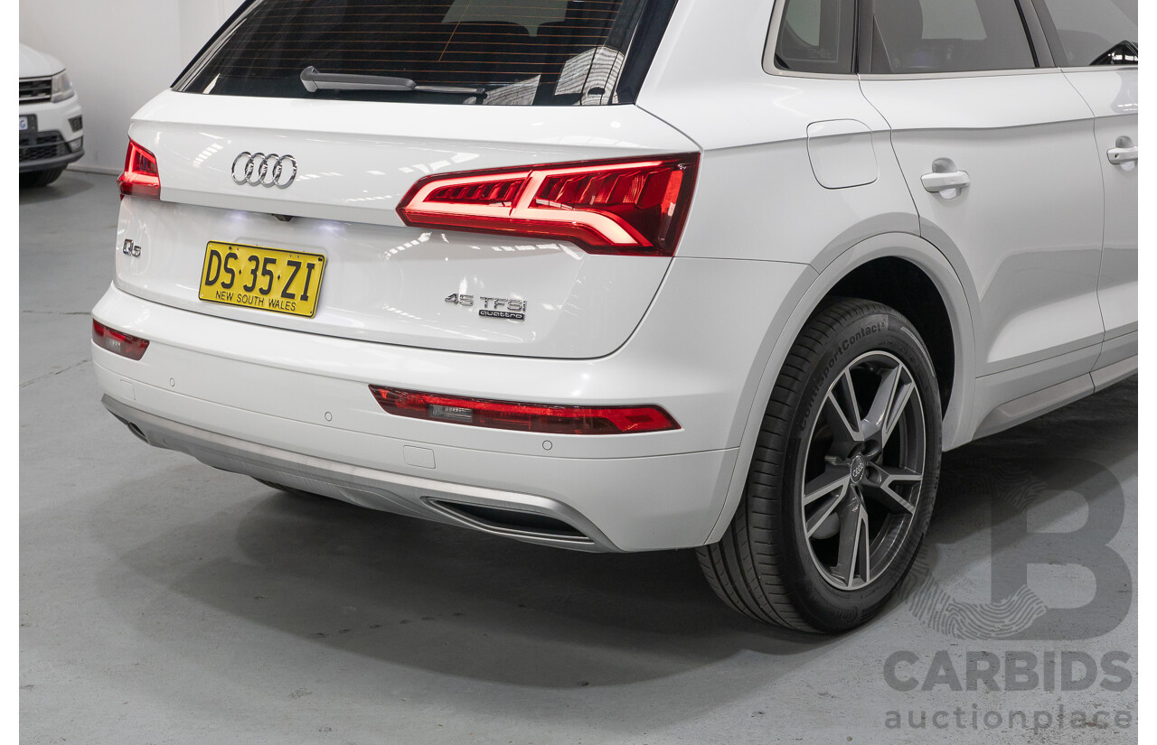 8/2019 Audi Q5 45 TFSI Quattro Design (AWD) FY MY19 4d Wagon Ibis White Turbo 2.0L