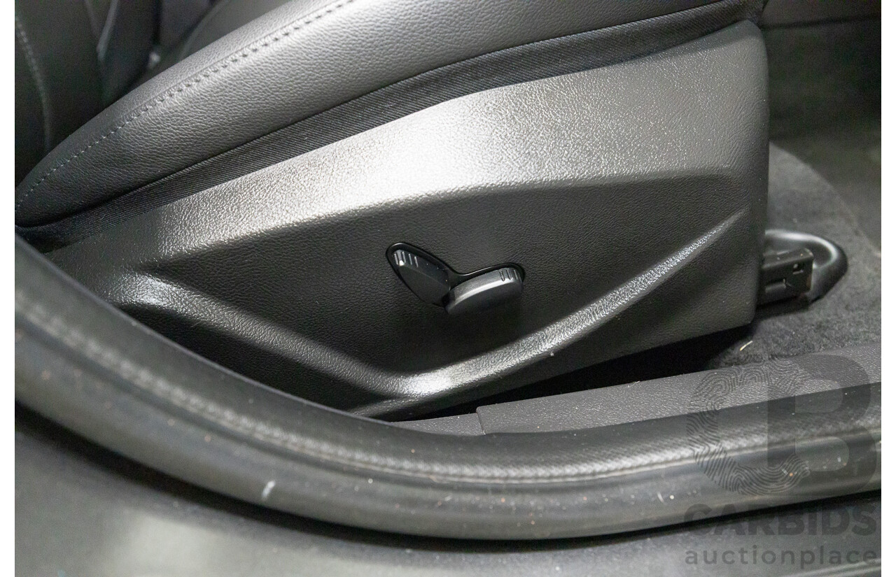 4/2017 Ford Focus Titanium LZ 5d Hatchback Magnetic Grey Turbo 1.5L
