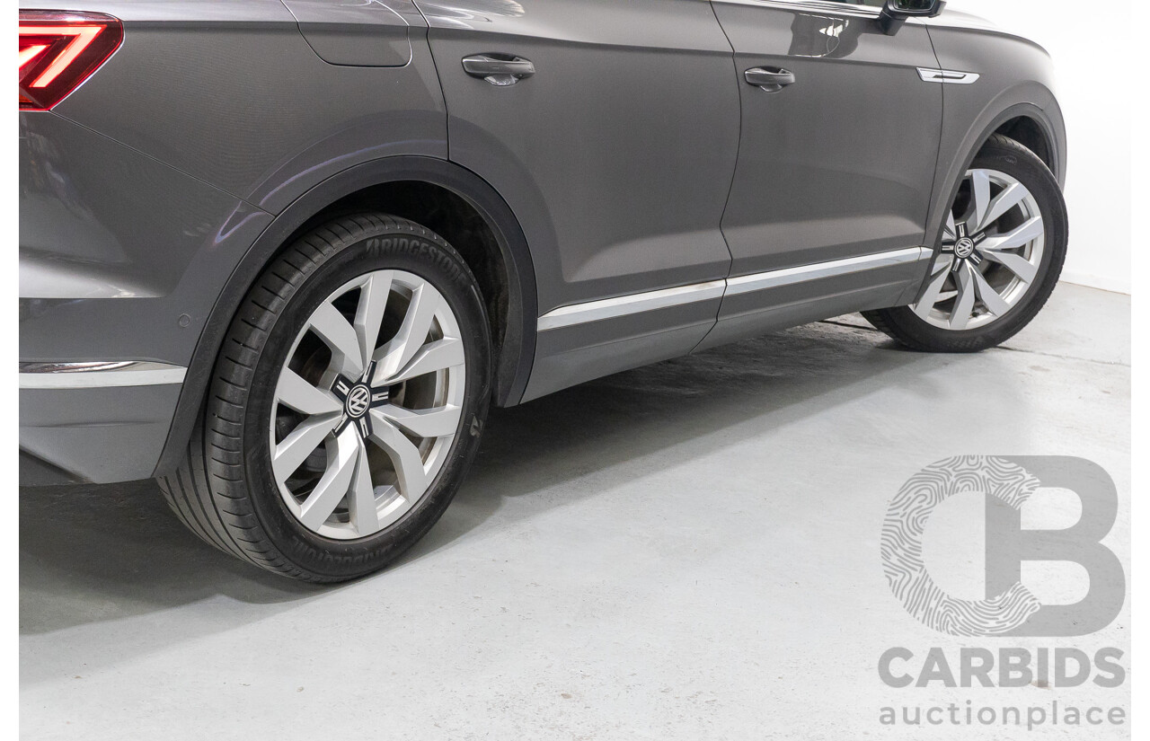 12/2019 Volkswagen Touareg 190TDI Premium (AWD) MY20 4d Wagon Silicon Gray Metallic Turbo Diesel V6 3.0L