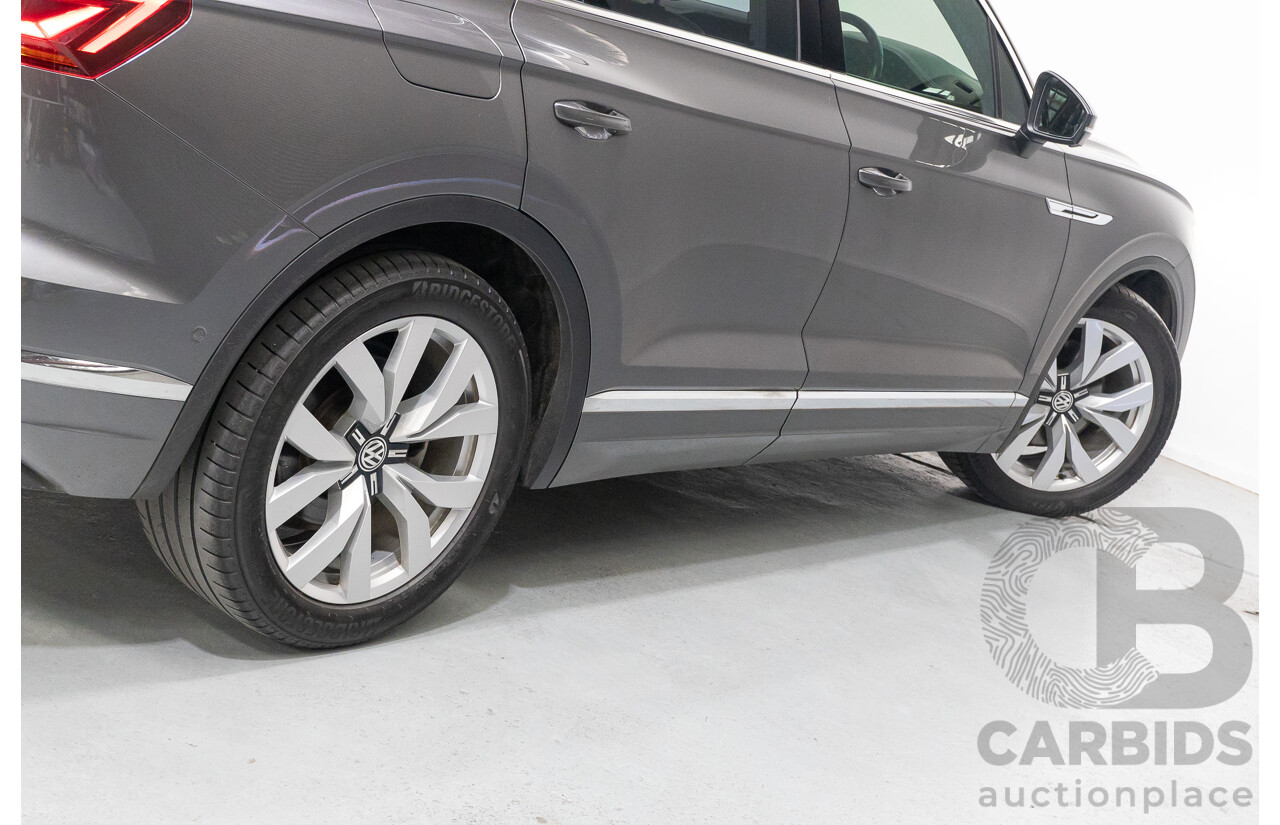 12/2019 Volkswagen Touareg 190TDI Premium (AWD) MY20 4d Wagon Silicon Gray Metallic Turbo Diesel V6 3.0L