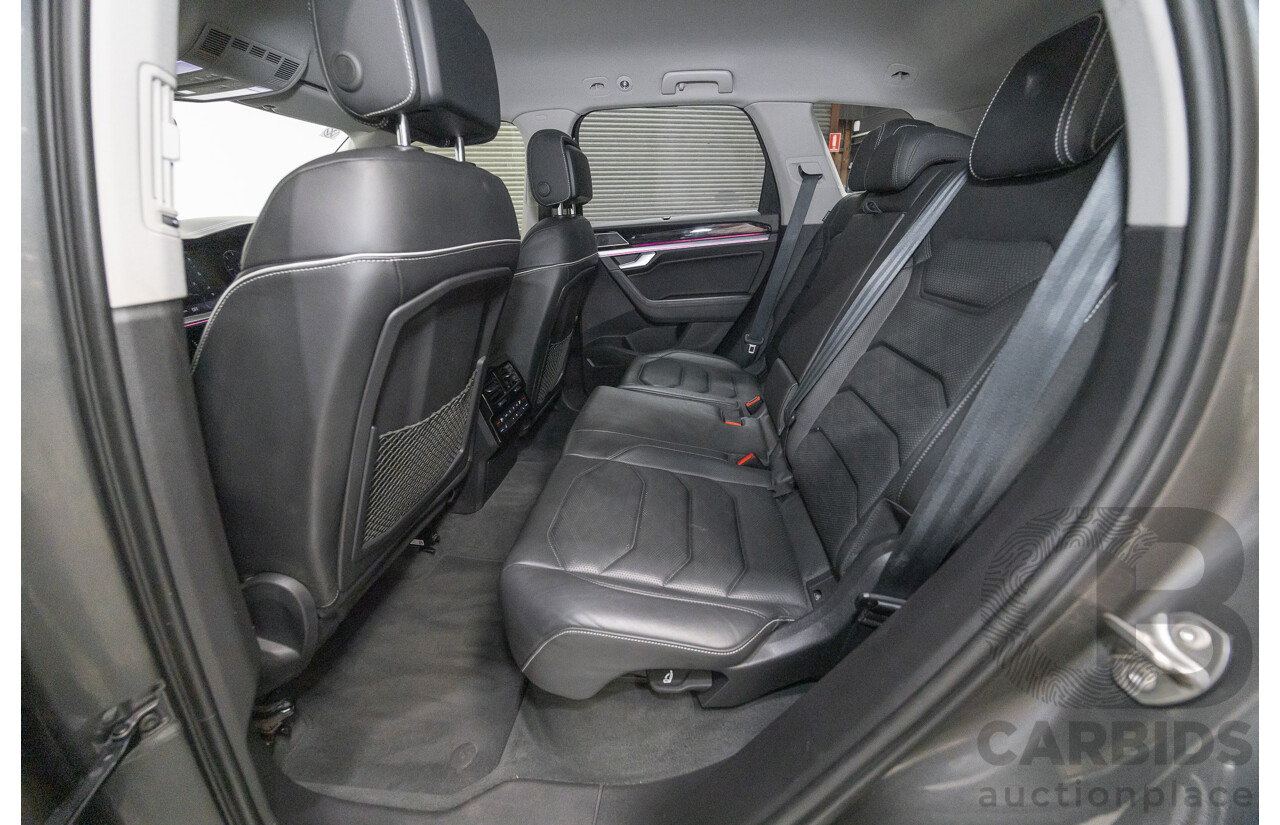 12/2019 Volkswagen Touareg 190TDI Premium (AWD) MY20 4d Wagon Silicon Gray Metallic Turbo Diesel V6 3.0L