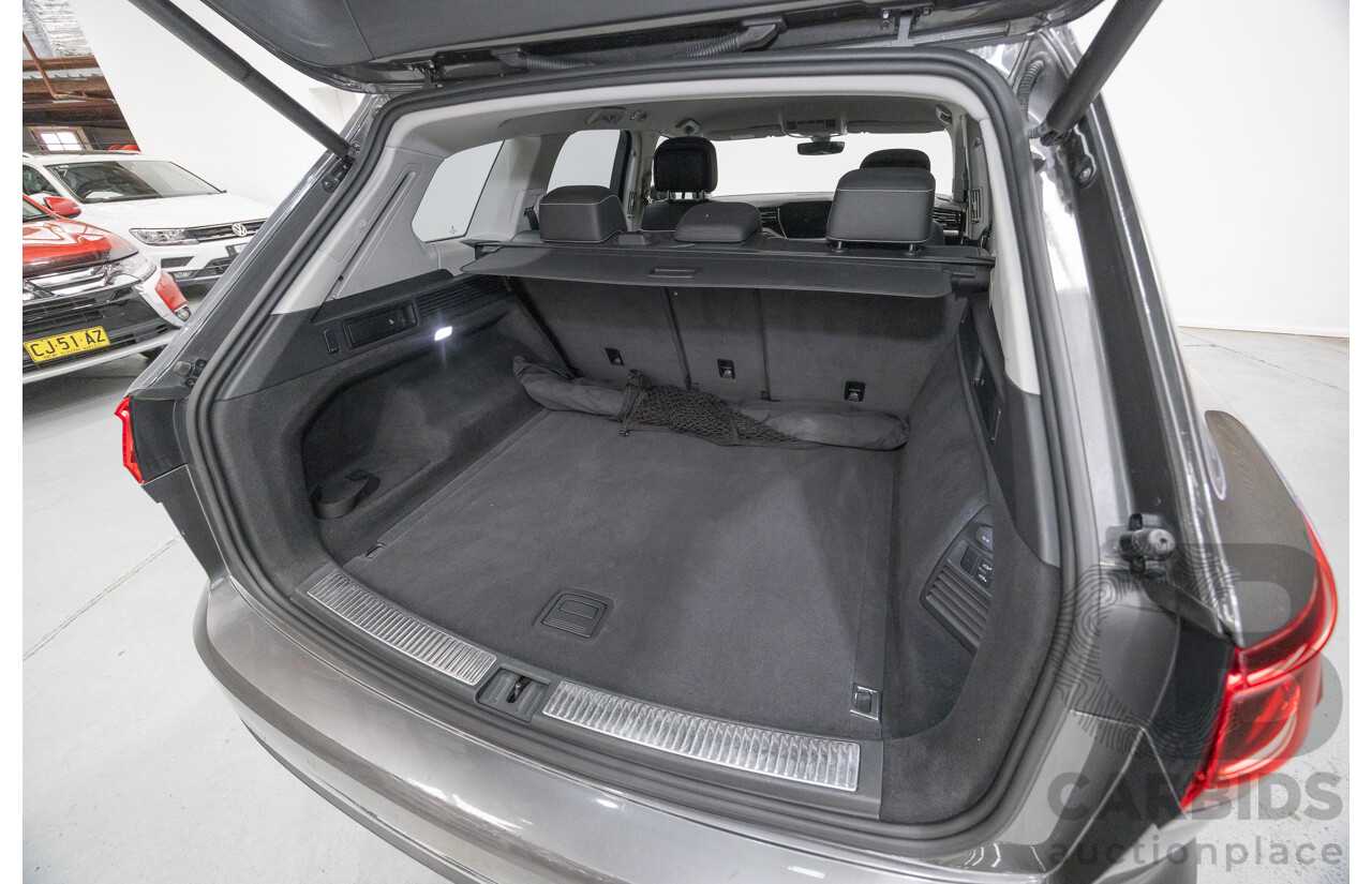 12/2019 Volkswagen Touareg 190TDI Premium (AWD) MY20 4d Wagon Silicon Gray Metallic Turbo Diesel V6 3.0L