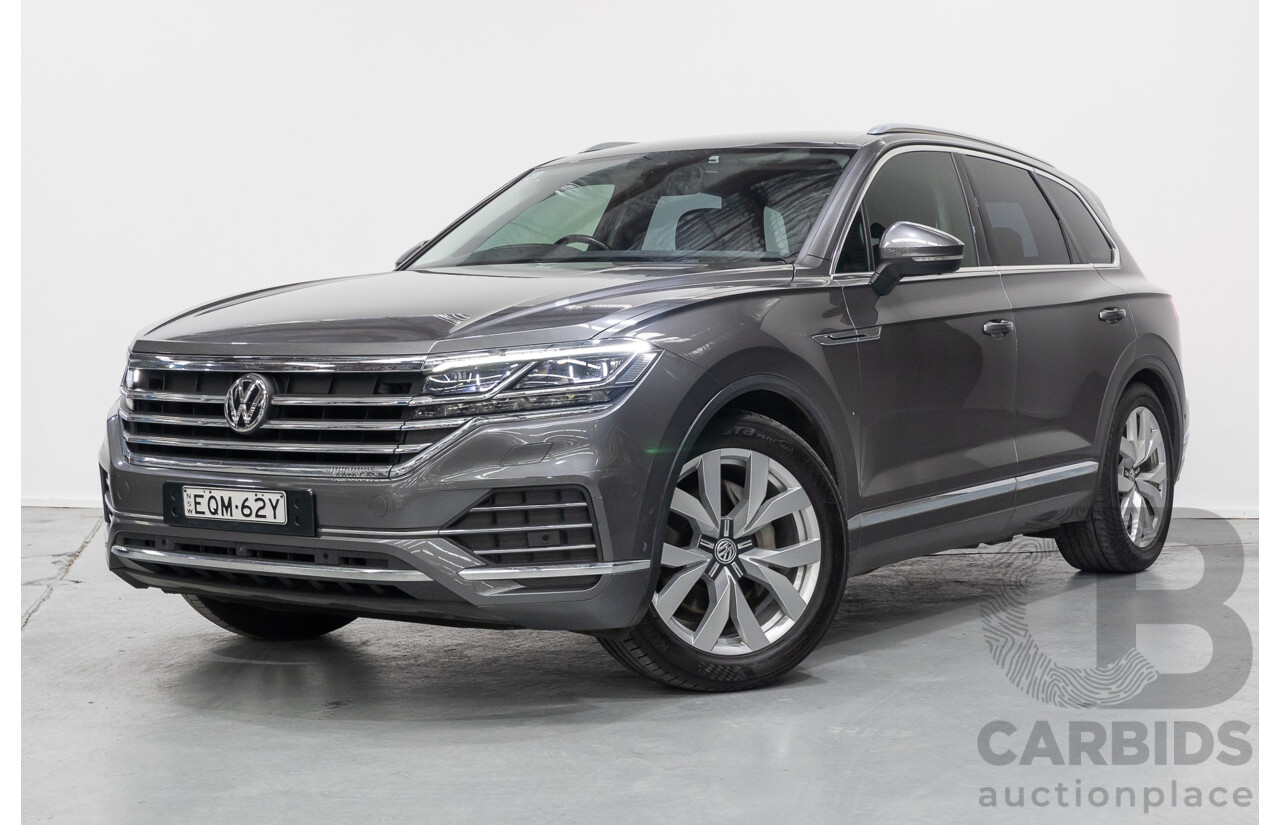 12/2019 Volkswagen Touareg 190TDI Premium (AWD) MY20 4d Wagon Silicon Gray Metallic Turbo Diesel V6 3.0L