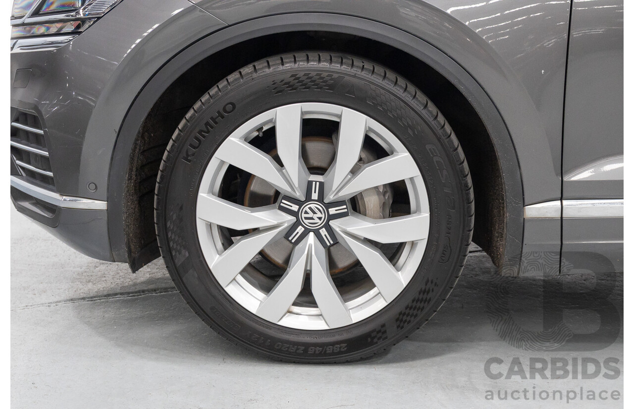12/2019 Volkswagen Touareg 190TDI Premium (AWD) MY20 4d Wagon Silicon Gray Metallic Turbo Diesel V6 3.0L