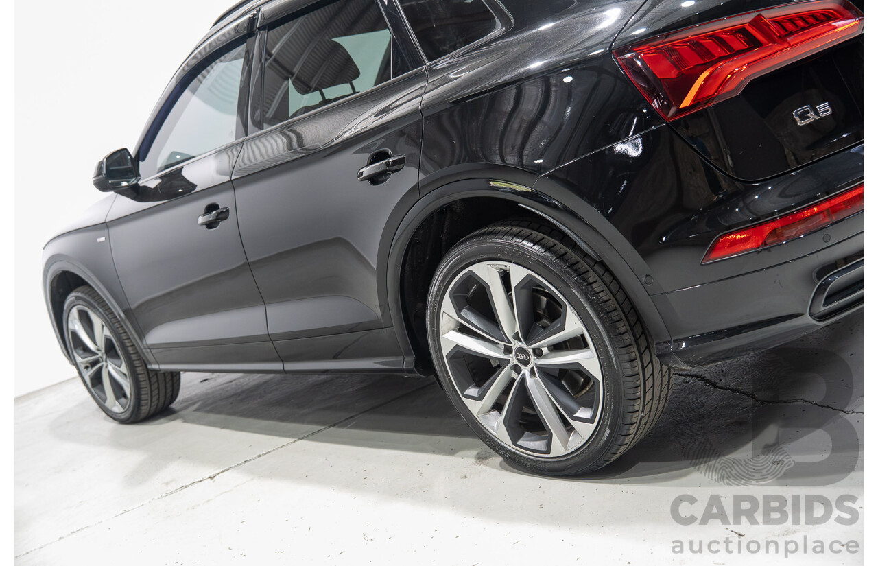 8/2019 Audi Q5 45 TFSI Quattro Sport Black Edition (AWD) FY MY19 4d Wagon Mythos Black Metallic Turbo 2.0L