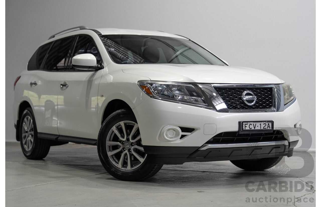 01/2015 Nissan Pathfinder ST R52 4d Wagon Glacier White V6 3.5L - 7 Seater
