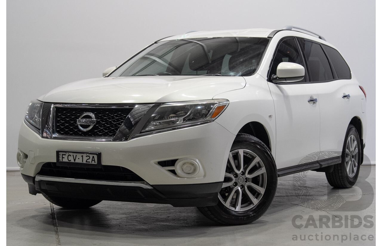 01/2015 Nissan Pathfinder ST R52 4d Wagon Glacier White V6 3.5L - 7 Seater