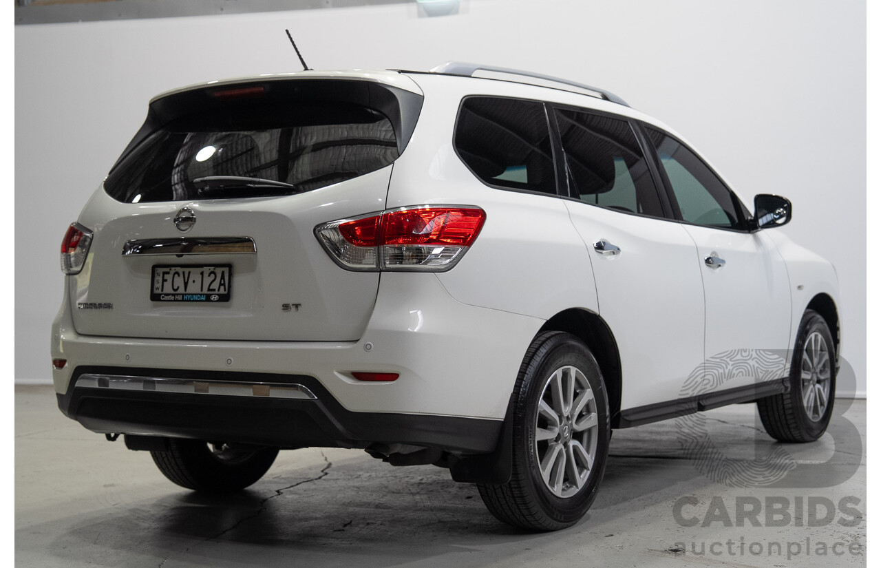 01/2015 Nissan Pathfinder ST R52 4d Wagon Glacier White V6 3.5L - 7 Seater