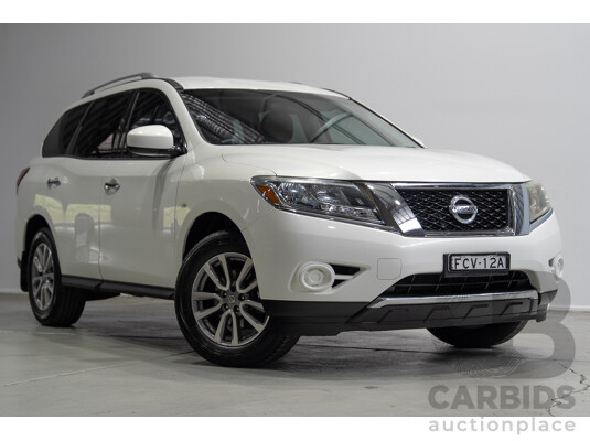 01/2015 Nissan Pathfinder ST R52 4d Wagon Glacier White V6 3.5L - 7 Seater
