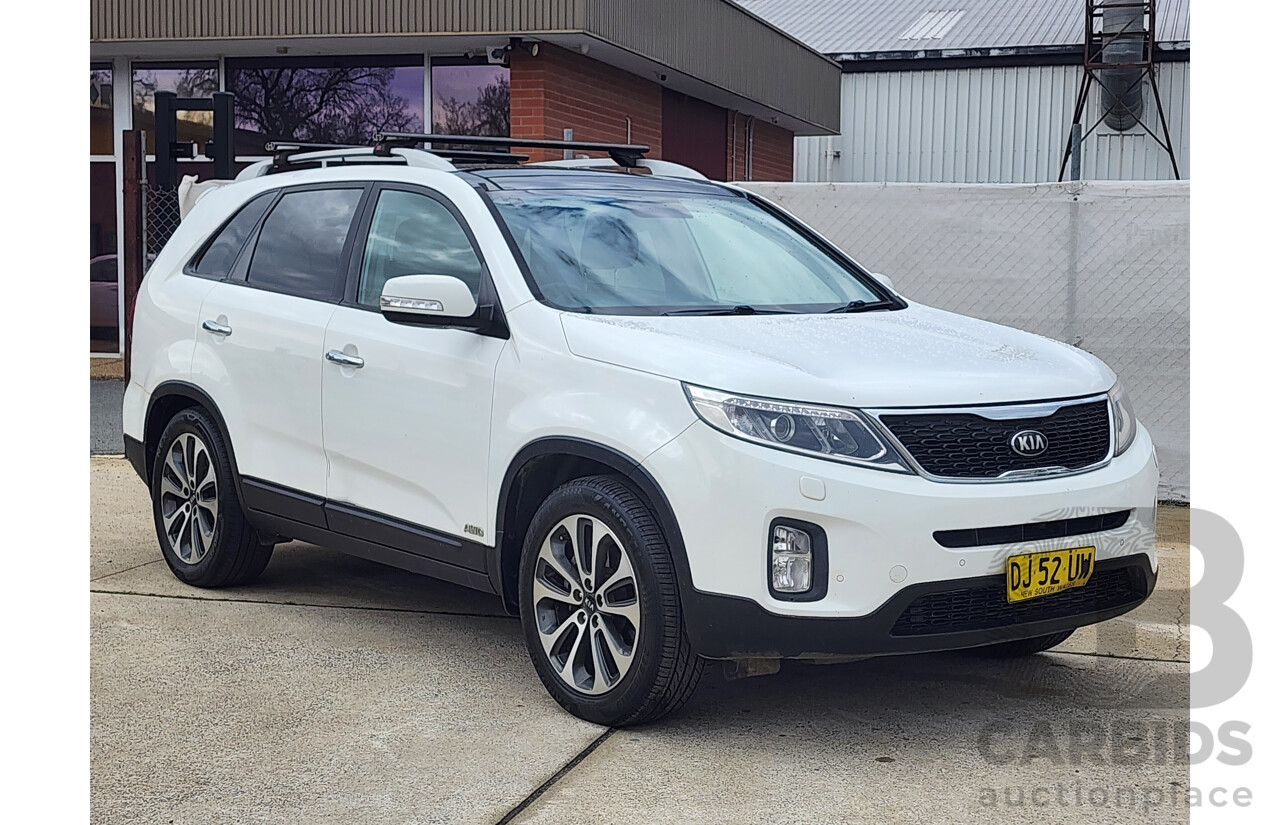 10/2012 Kia Sorento Platinum (4x4) XM MY12 4d Wagon White 2.2L