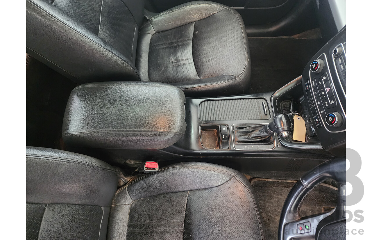 10/2012 Kia Sorento Platinum (4x4) XM MY12 4d Wagon White 2.2L