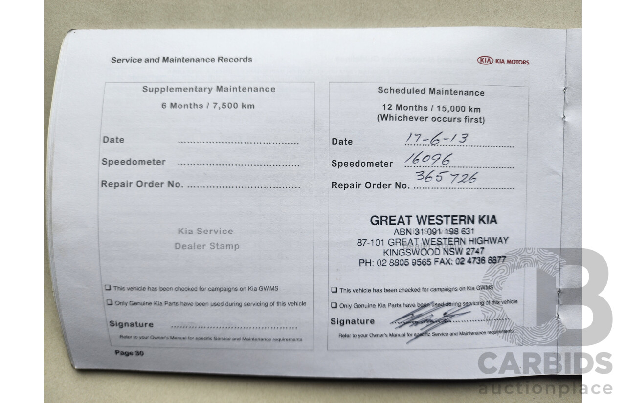 10/2012 Kia Sorento Platinum (4x4) XM MY12 4d Wagon White 2.2L