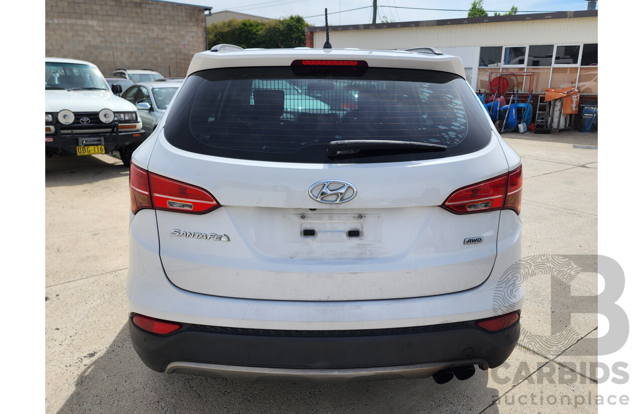 11/2013 Hyundai Santa Fe Active CRDi (4x4) DM 4d Wagon White 2.2L