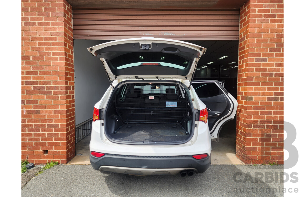 11/2013 Hyundai Santa Fe Active CRDi (4x4) DM 4d Wagon White 2.2L