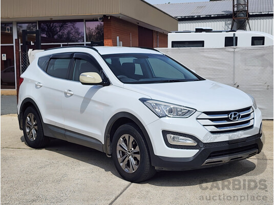 11/2013 Hyundai Santa Fe Active CRDi (4x4) DM 4d Wagon White 2.2L