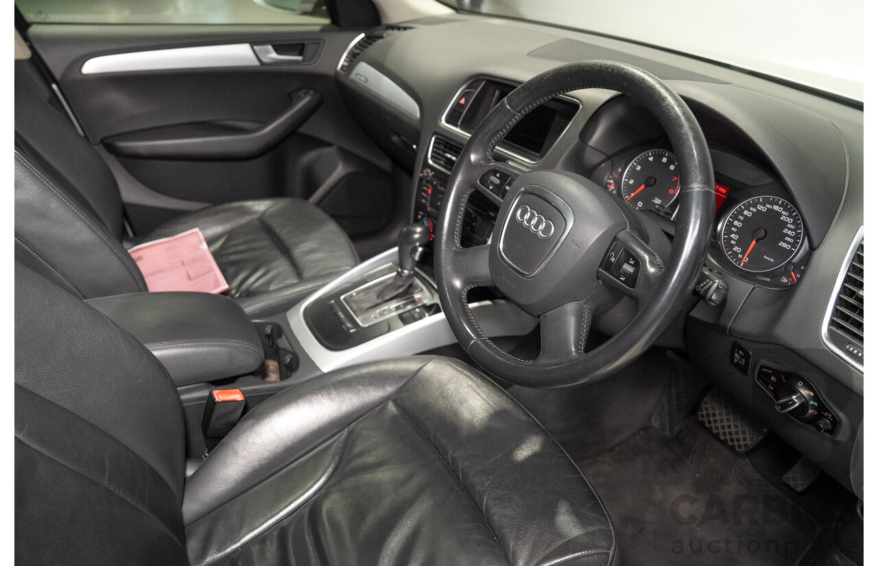 02/2009 Audi Q5 2.0 TDI Quattro (AWD) 8R 4d Wagon Ice Silver Metallic Turbo 2.0L