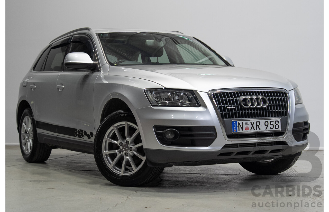 02/2009 Audi Q5 2.0 TDI Quattro (AWD) 8R 4d Wagon Ice Silver Metallic Turbo 2.0L