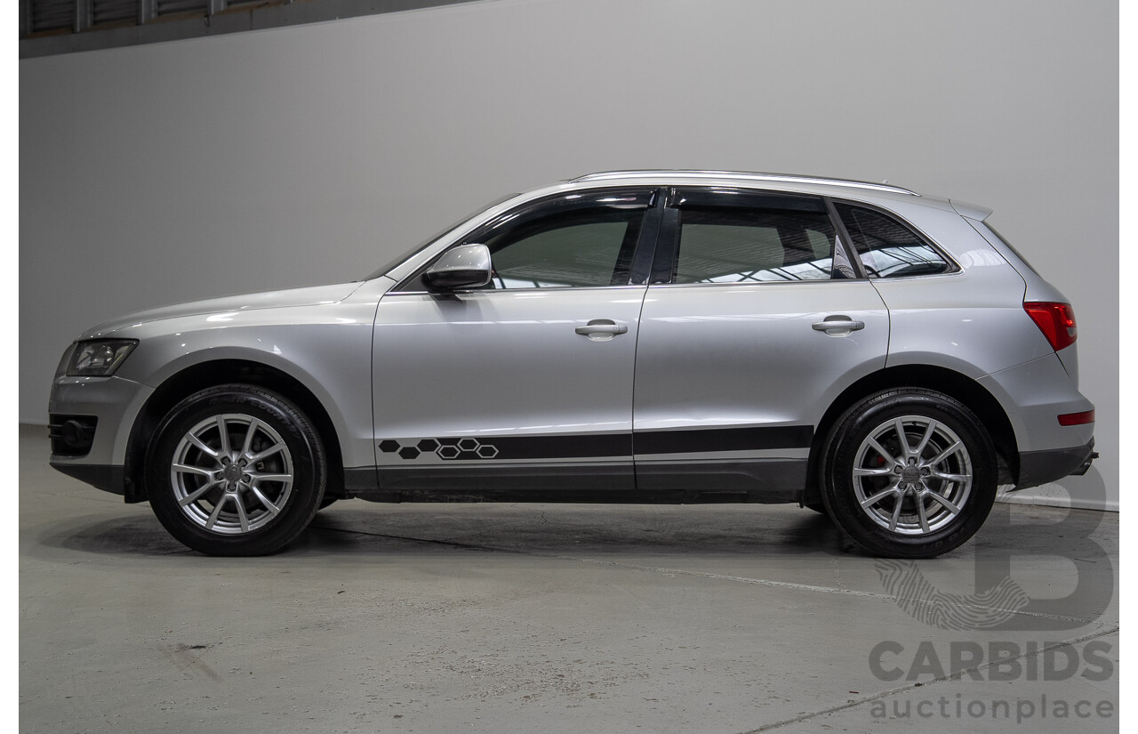 02/2009 Audi Q5 2.0 TDI Quattro (AWD) 8R 4d Wagon Ice Silver Metallic Turbo 2.0L