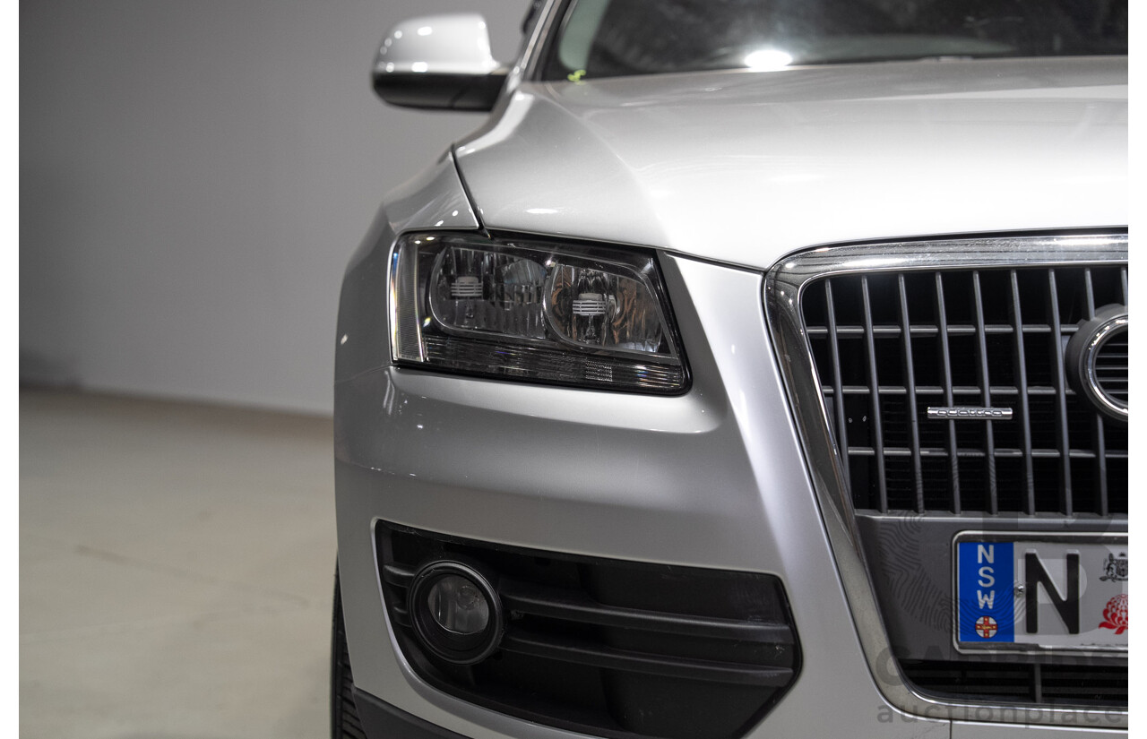 02/2009 Audi Q5 2.0 TDI Quattro (AWD) 8R 4d Wagon Ice Silver Metallic Turbo 2.0L