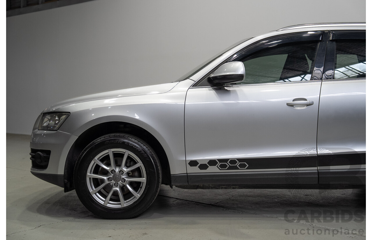 02/2009 Audi Q5 2.0 TDI Quattro (AWD) 8R 4d Wagon Ice Silver Metallic Turbo 2.0L