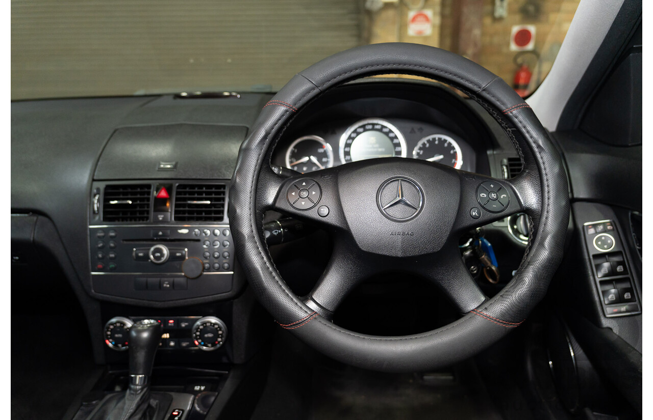 07/2007 Mercedes Benz C200 Kompressor Classic W204 4d Sedan Tanzanite Blue Metallic Supercharged 1.8L