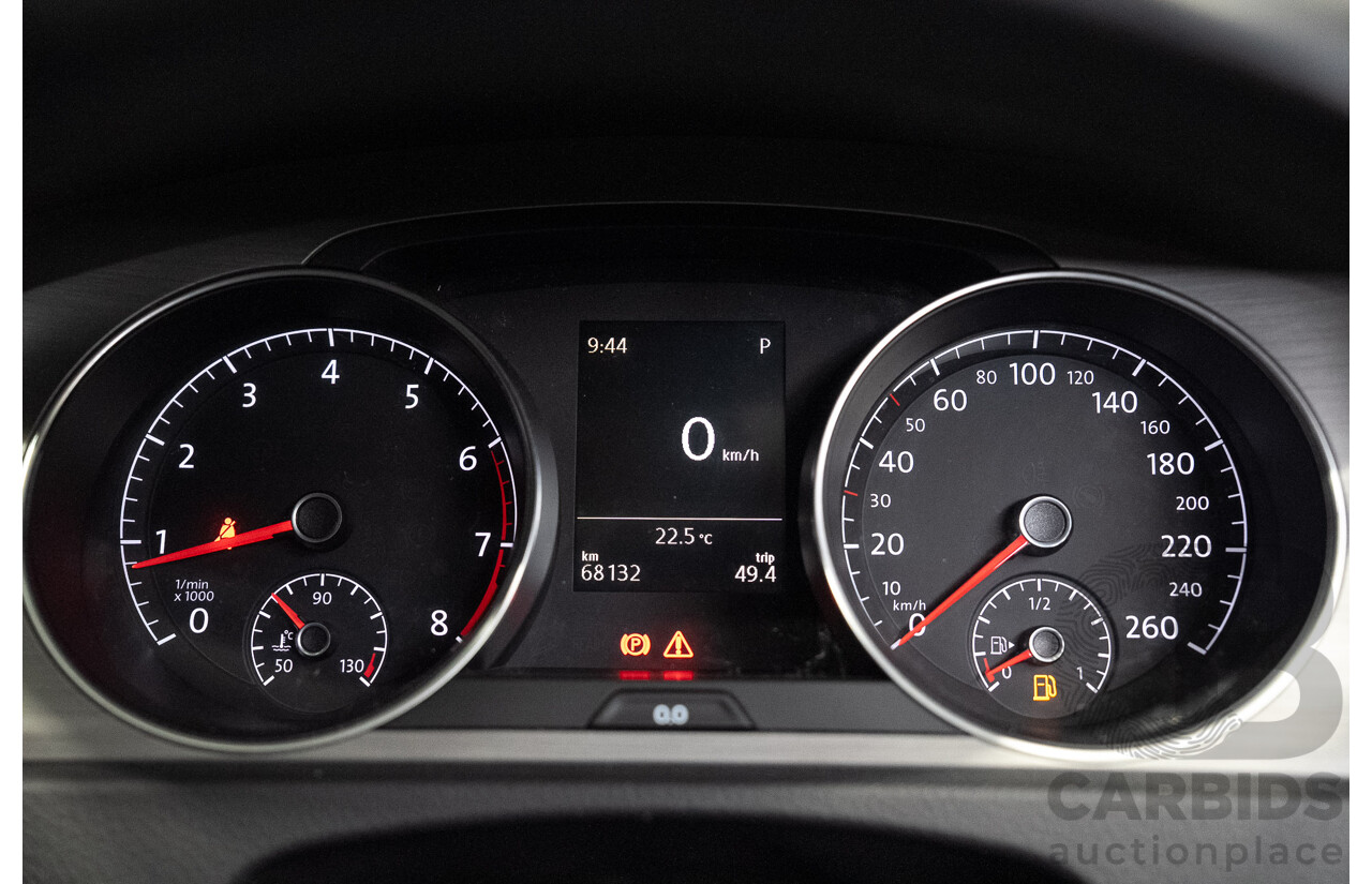 02/2015 Volkswagen Golf 90 TSI AU MY15 5d Hatchback Deep Black Pearl Turbo 1.4L