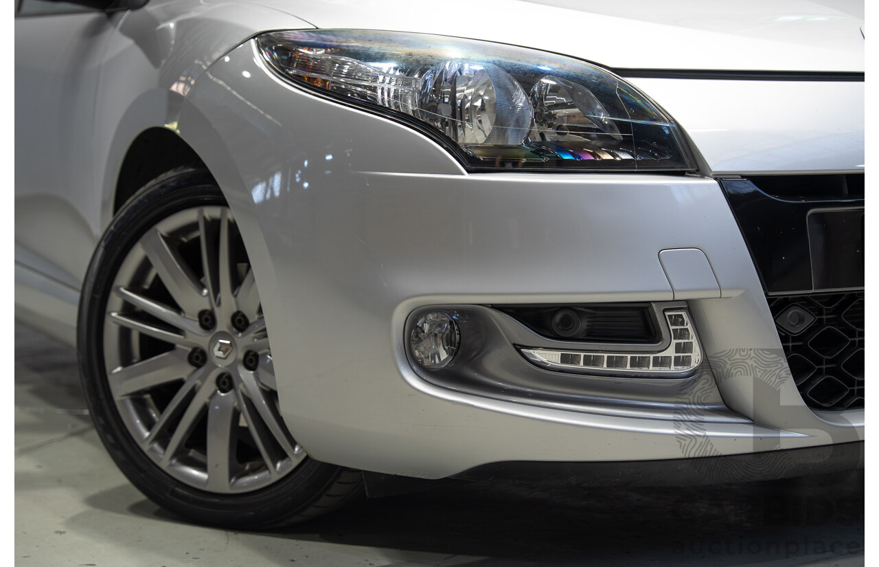 10/2013 Renault Megane GT-Line B95 5d Hatchback Silver 2.0L
