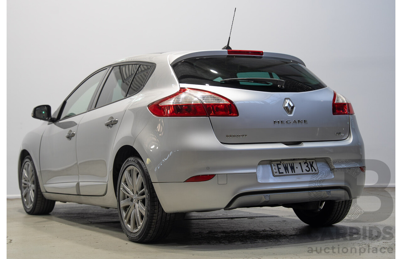 10/2013 Renault Megane GT-Line B95 5d Hatchback Silver 2.0L
