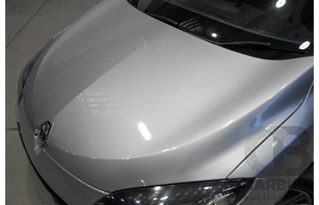 10/2013 Renault Megane GT-Line B95 5d Hatchback Silver 2.0L