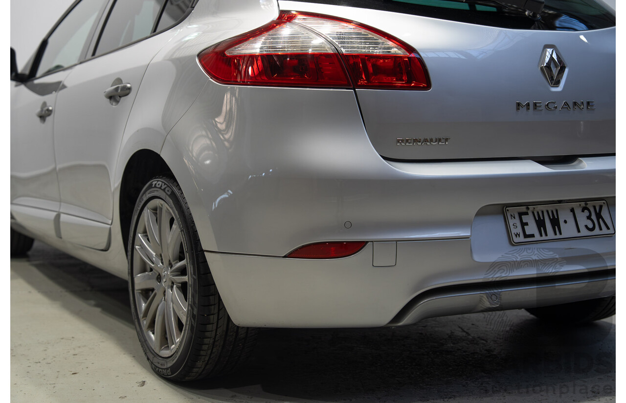 10/2013 Renault Megane GT-Line B95 5d Hatchback Silver 2.0L