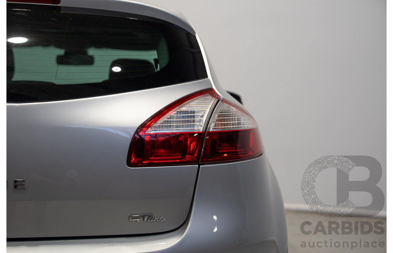 10/2013 Renault Megane GT-Line B95 5d Hatchback Silver 2.0L