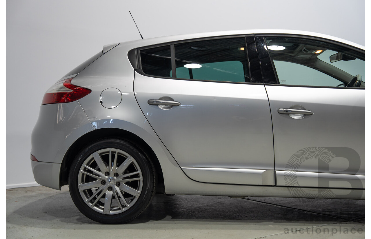 10/2013 Renault Megane GT-Line B95 5d Hatchback Silver 2.0L