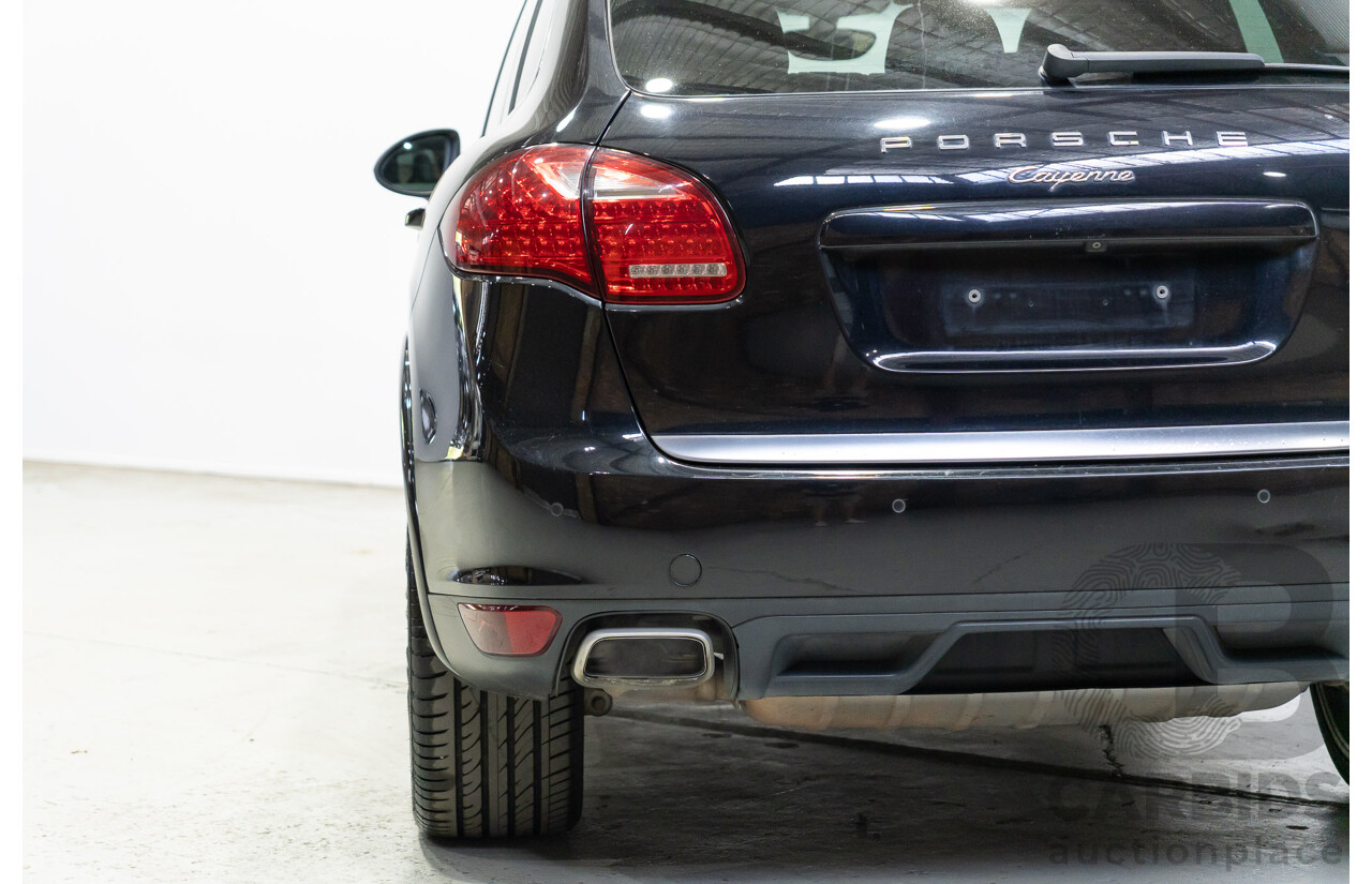02/2013 Porsche Cayenne Diesel (AWD) Series 2 MY13 4d Wagon Jet Black Metallic Turbo Diesel V6 3.0L