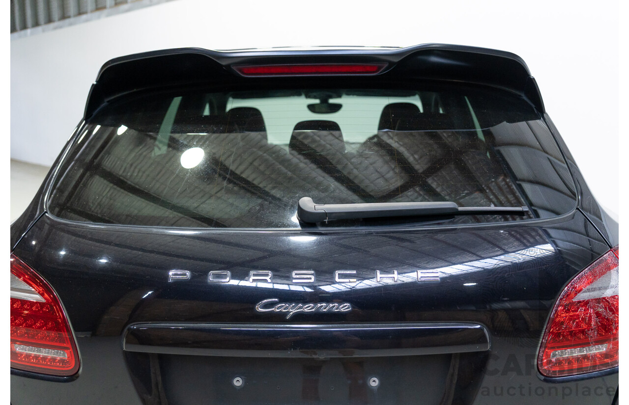 02/2013 Porsche Cayenne Diesel (AWD) Series 2 MY13 4d Wagon Jet Black Metallic Turbo Diesel V6 3.0L