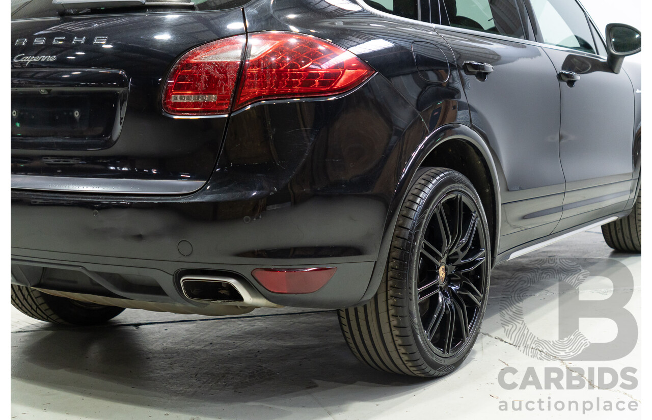 02/2013 Porsche Cayenne Diesel (AWD) Series 2 MY13 4d Wagon Jet Black Metallic Turbo Diesel V6 3.0L