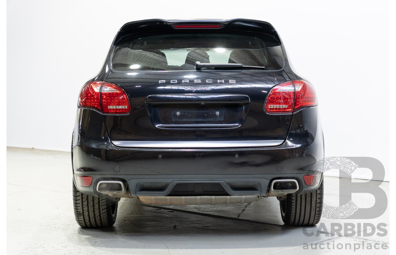 02/2013 Porsche Cayenne Diesel (AWD) Series 2 MY13 4d Wagon Jet Black Metallic Turbo Diesel V6 3.0L