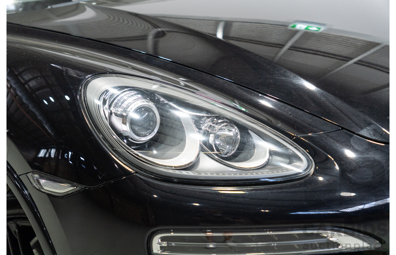 02/2013 Porsche Cayenne Diesel (AWD) Series 2 MY13 4d Wagon Jet Black Metallic Turbo Diesel V6 3.0L